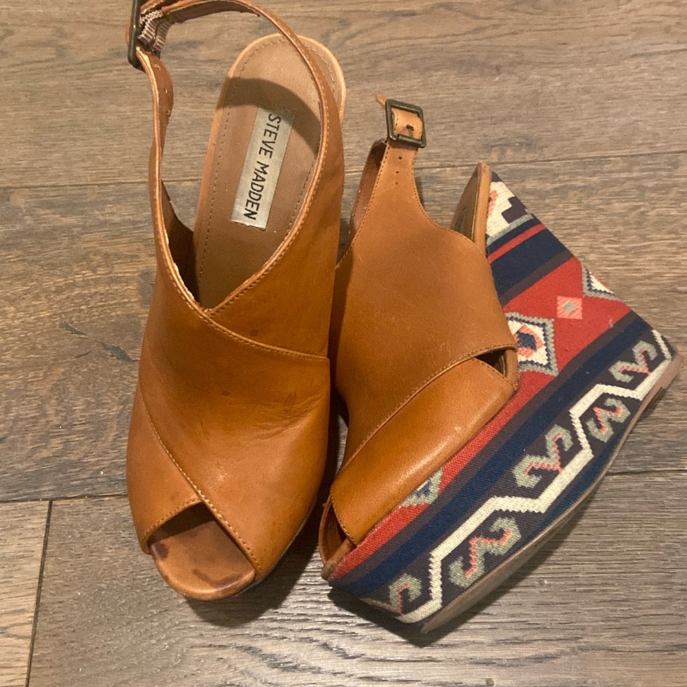 Steve Madden platform wedges